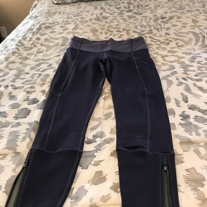 Lululemon Rebel Runner Crop - dark purple